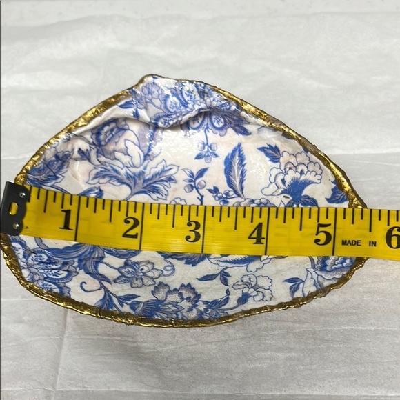 Hand Crafted Decoupage Shell Floral Decorative Trinket Dish - Picture 5 of 12